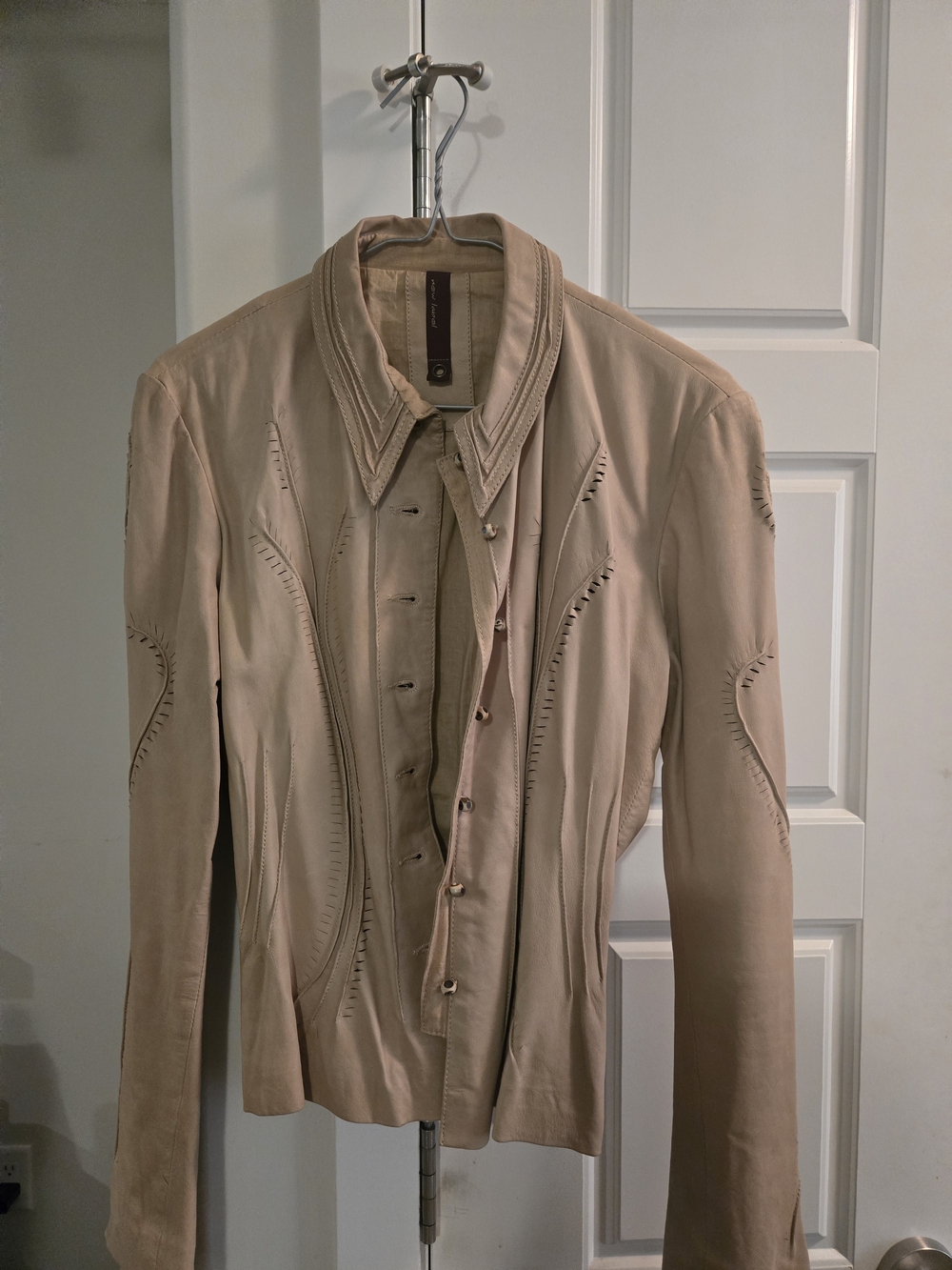 New Label Women’s Taupe Leather Button-Front Jacket